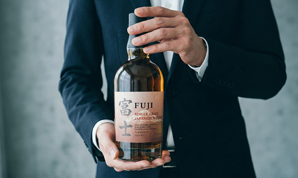 說明：單一穀物威士忌在熟成培養之後，展現平衡協調、層次繁複、觸感細緻的成熟韻味。富士御殿場蒸溜所的單一穀物威士忌，使用最佳成熟度的不同批次威士忌精準調配而成，可說是富士御殿場蒸溜所的驕傲與瑰寶。